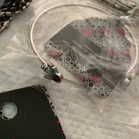 NEW Paparazzi bundle bracelet 8 piece set - Picture 6 of 9